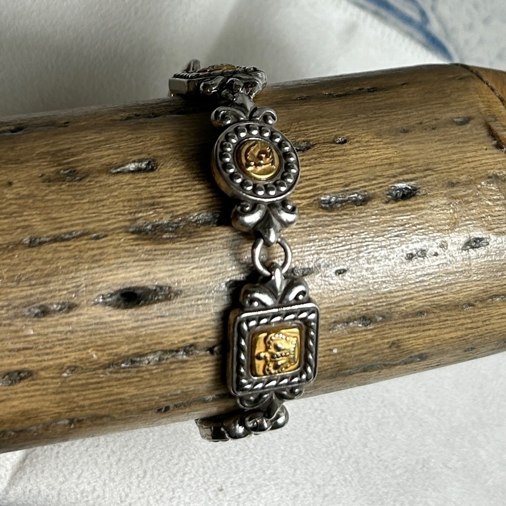 Brighton Victorian Crown Bracelet Two-tone Silver Plated Retired Toggle 7.5” - Picture 4 of 10
